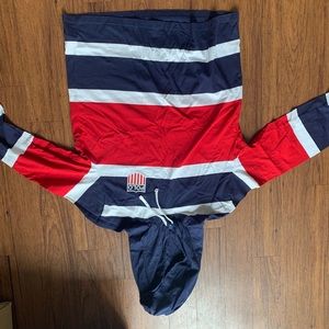 Red whit a blue polo hoody. Light weight